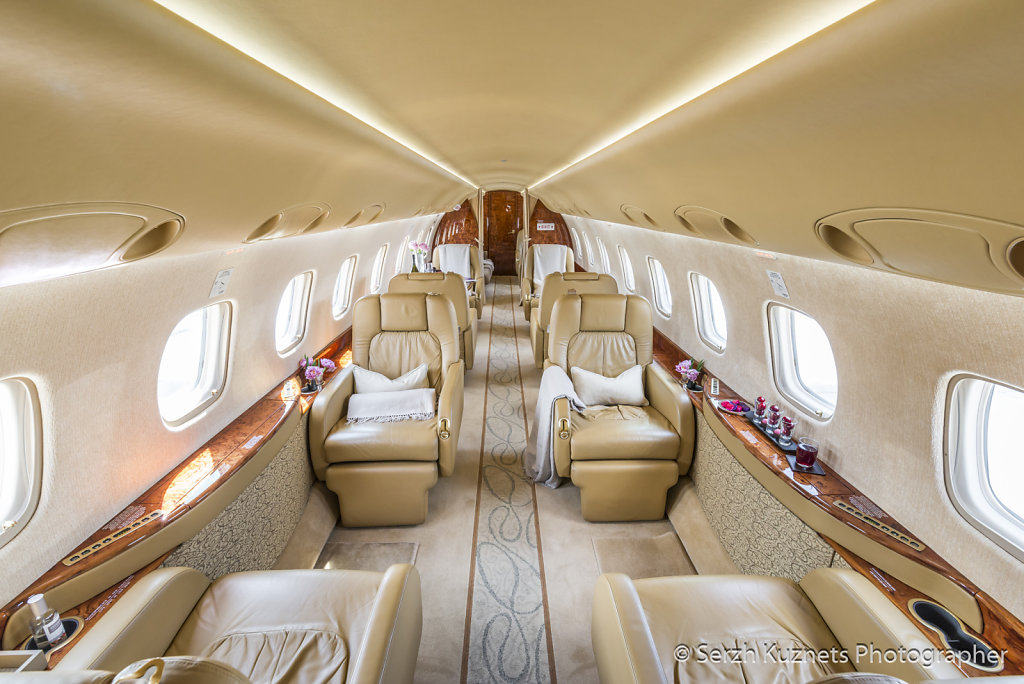Интерьер самолёта Embraer Legacy 600